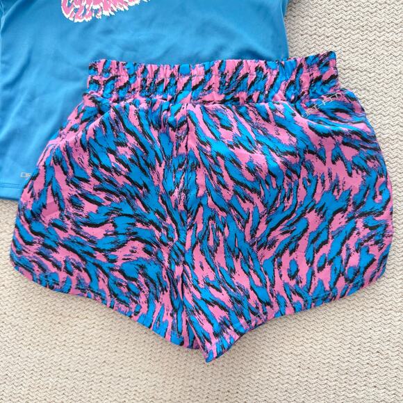Nike Blue + Pink Short Sleeve Swoosh Abstract Short Outfit Set 2T - Picture 2 of 6